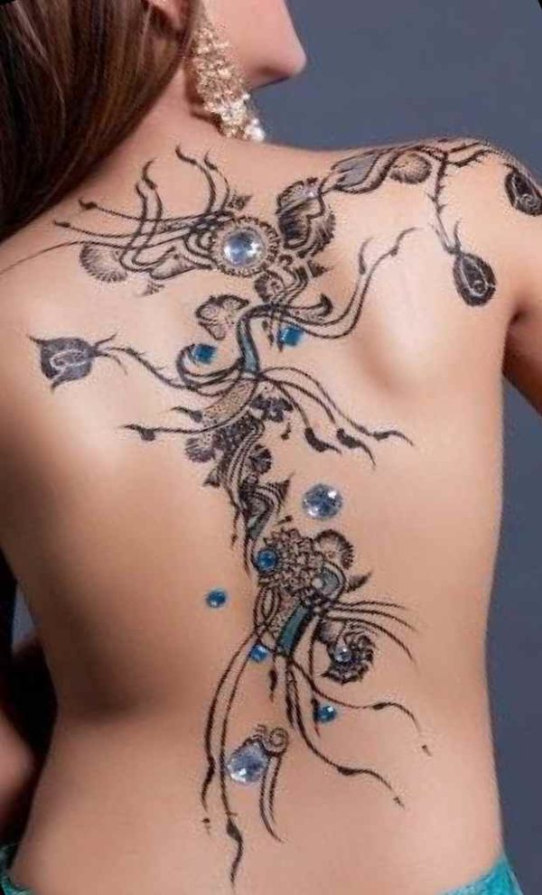Define henna tattoo designs