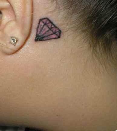 Diamond tattoo and piercing