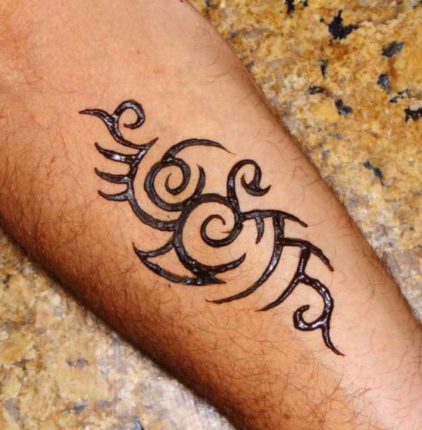 Tattoo henna below the elbow